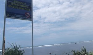 Dua Wisatawan Tenggelam di Area Terlarang Pantai Santolo, Satu Orang Dinyatakan Hilang