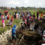 Warga Desa Sindangsari Lakukan Tradisi Ngereyek untuk Merayakan Pilkades