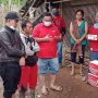 Ketua DPC PDI Perjuangan Garut, Kunjungi Lansia Korban Kebakaran di Kampung Cipanawar