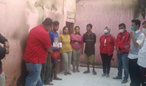 DPC PDI Perjuangan Garut Kunjungi Korban Kebakaran Keluarga Penerima PKH di Banyuresmi