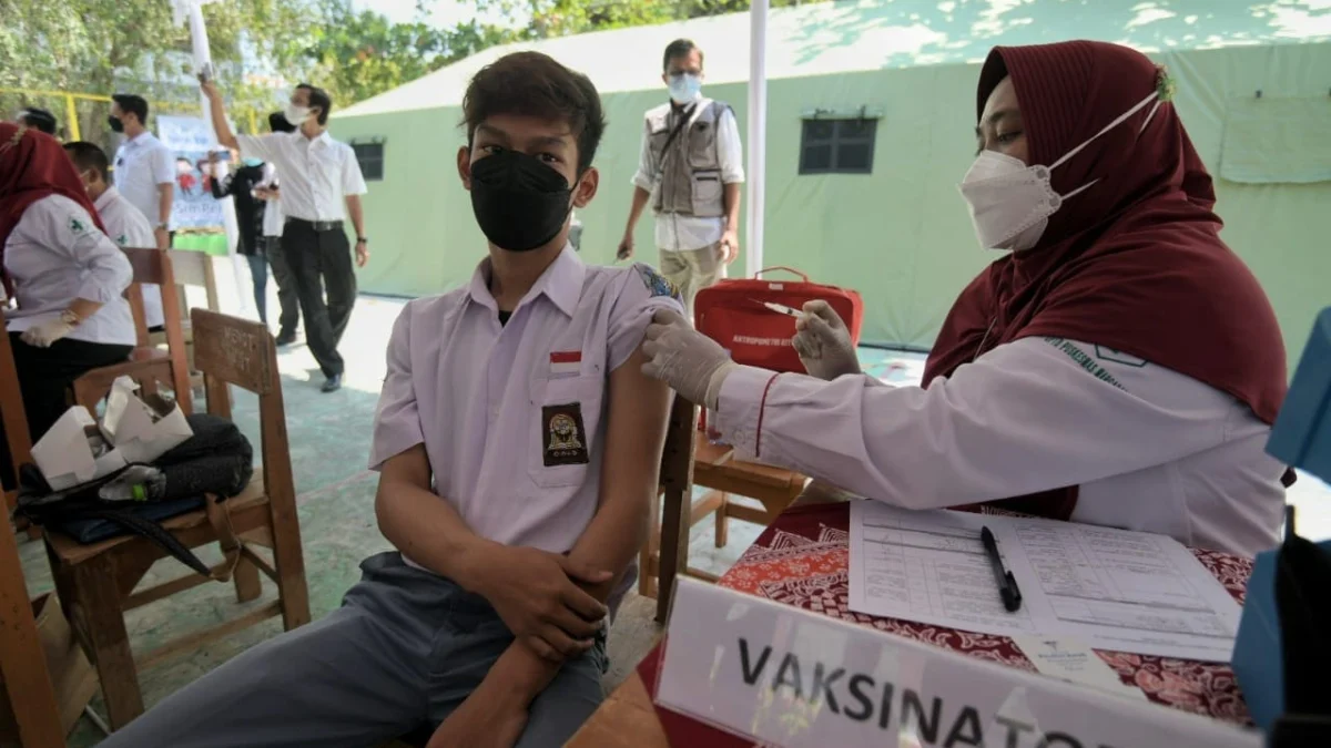 Vaksinasi Nyaah ka Lembur Berbasis Kecamatan dan Sekolah
