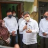 Kunjungi UMKM Rumahan Surakarta, Airlangga Minta Dilatih Melalui Program Wirausaha Maju