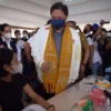 Berkunjung ke Ambon, Airlangga Apresiasi Antusiasme Warga Mengikuti Vaksinasi Covid19
