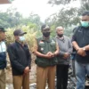 Yudha Puja Turnawan Kunjungi Korban Kebakaran di Desa Sukajaya Cisewu