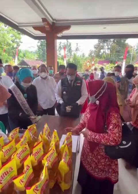 Ridwan Kamil Akan Distribusikan 30 Juta Liter Minyak Goreng Ke Seluruh Kabupaten Dan Kota