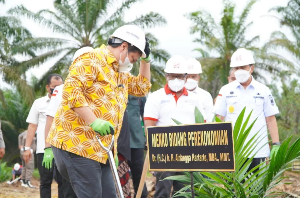 Petani Salurkan Aspirasi ke Airlangga Ingin Masa Jabatan Jokowi Diperpanjang