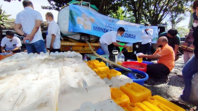 Polres Dan Pemkab Ciamis Operasi Pasar, 8.000 Liter Minyak Curah Siap Dipasok Ke Pedagang Dan Pengecer
