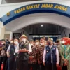 Tingkatkan Geliat Ekonomi Rakyat, Ridwan Kamil Buka Dua Pasar Sekaligus di Cirebon