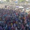 Ribuan Emak-Emak Serbu Operasi Pasar Migor, Wakapolres: Minyak Tak Seberapa, Berobat Lebih Mahal!