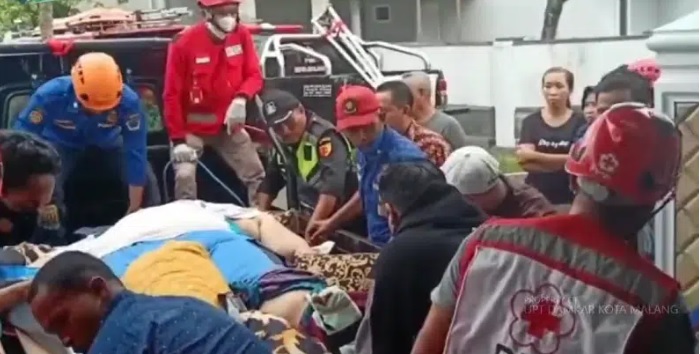 Pria Berbobot 275 Kg di Malang Jatuh Bersama Lift karena Tali Sling Putus
