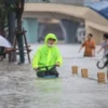 Hujan Lebat Sejak Sabtu, Cina Diterjang Banjir!