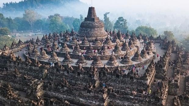 Mengapa Borobudur Tidak Termasuk 7 Keajaiban Dunia Versi NOWC?