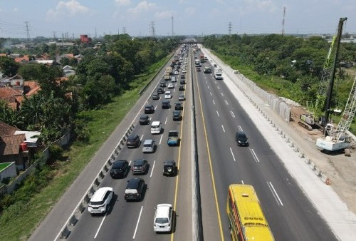 Jasa Marga Lanjutkan Konstruksi Pelebaran Jalan Tol Japek di Kedua Arah.