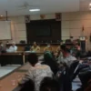 Diskusi Memanas, PKL Didampingi LSM Penjara PN Geruduk Kantor Kecamatan Tarogong Kidul