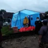 Yudha, Anggota DPRD Garut Kunjungi Korban Banjir Bandang di Kecamatan Pamengpeuk