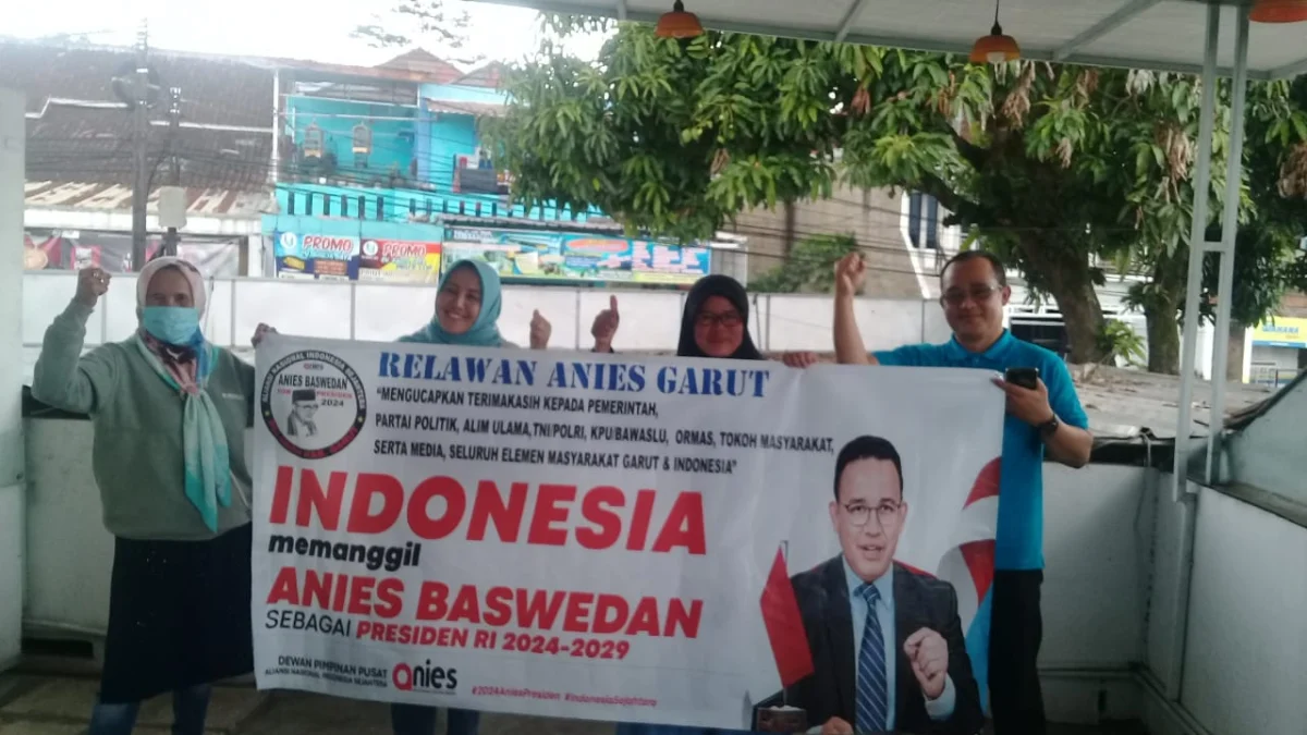 Relawan Anies Baswedan Garut Bergerak Aktif Pasang Banyak Spanduk