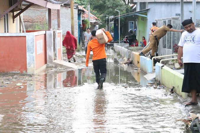 Cuaca Buruk Indonesia 2022, BNPB: Cirebon, Bogor, Ciamis Siaga Banjir