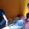 Alhamdulillah, Wakil Ketua DPC Demokrat Garut Berkunjung ke Alifah Anak Penjual Balon yang Mengalami Sakit di Suci Kaler