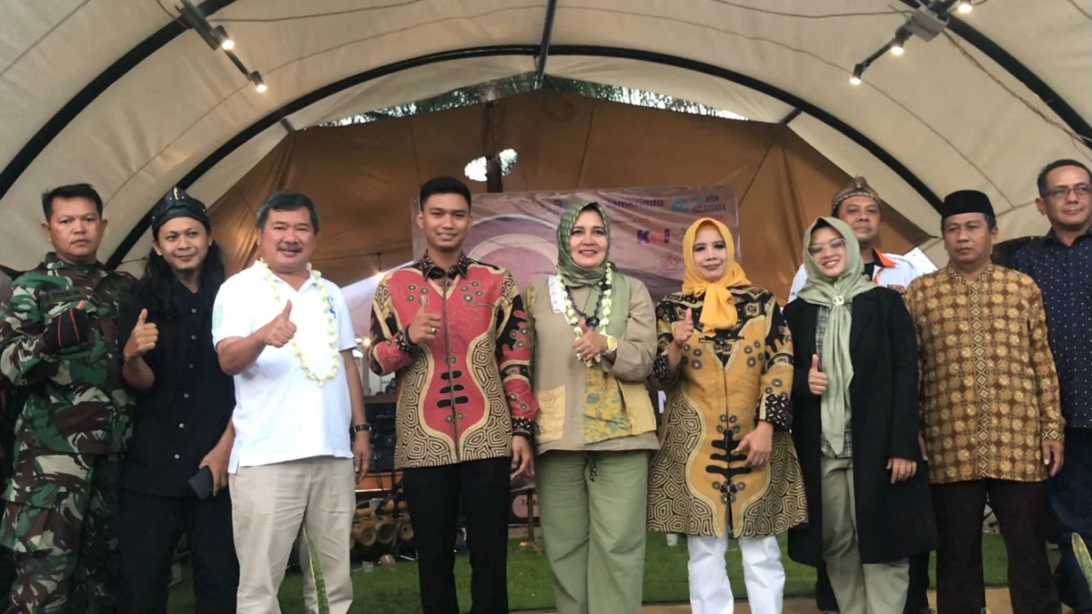 Resmikan Taman Kuliner Cibatu, Bupati Garut Berharap Dapat Bantu Bangkitkan Pasar Tradisional