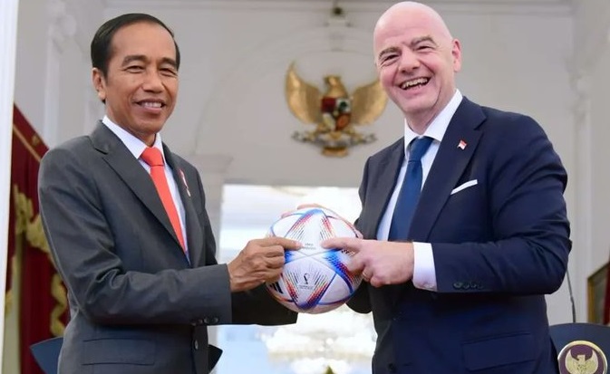 Pelatih Bali United Berharap Ada Perubahan Setelah Presiden FIFA Datang ke Indonesia