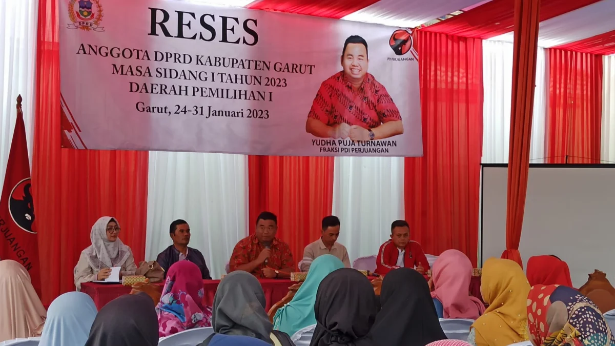 Anggota DPRD Garut, Fraksi PDI Perjuangan, Yudha Puja Turnawan reses masa sidang I tahun 2023 di Kampung Dayeuhhandap, Kelurahan Kota Kulon, Kecamatan Garut Kota