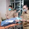 Bupati Garut RUdy GUnawan tampak keluar dari ruang ICU RSUD dr. Slamet Garut