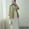 4 Inspirasi Ootd Kemeja Oversize Hijab Dengan Gaya Elegan