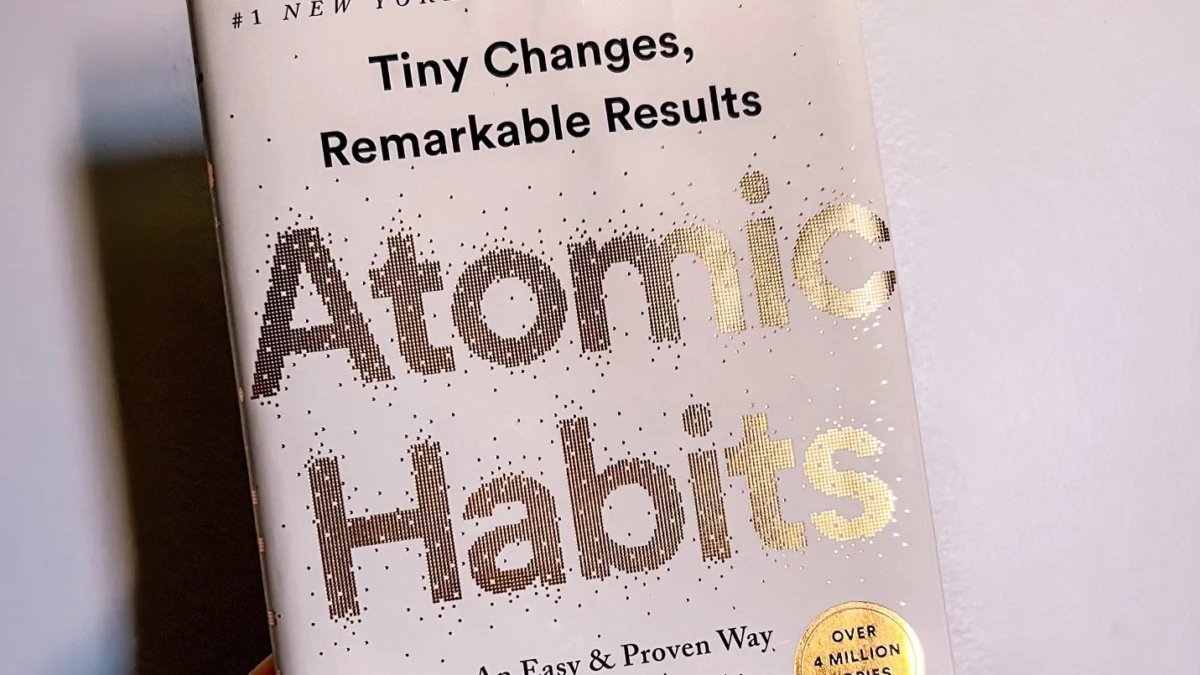 Isi Buku Atomic habits, Bikin Kamu Produktif!