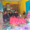Yudha Puja Turnawan Anggota DPRD Garut Fraksi PDI Perjuangan mengunjungi korban kebakaran di Kecamatan Cilawu