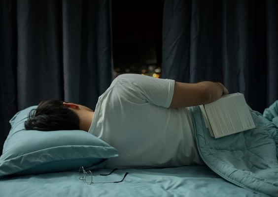 Tips Tidur Cepat Untuk Seseorang yang Sulit Tidur (foto Pinterest)