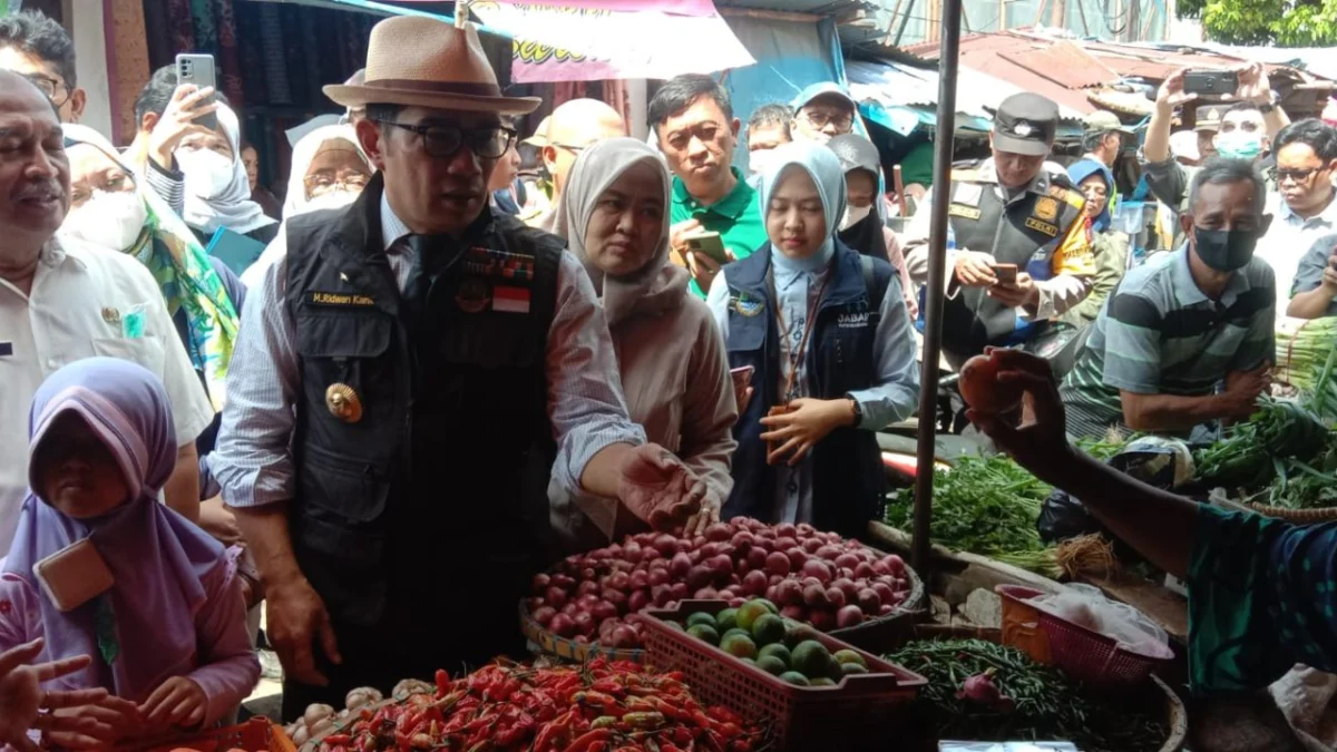 Ridwan Kamil Pastikan Kestabilan Bahan Pokok di Pasar Tradisional