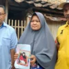 Anggota DPRD Jabar Fraksi PAN Enjang Tedi saat bersilaturahmi dengan keluarga Pekerja Migran Indonesia di Arab Saudi