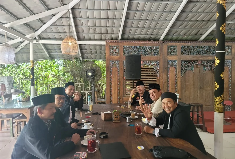 MUI dan Ormas Islam Indramayu tidak dilibatkan dalam Tim Investigasi Al Zaytun yang dibentuk Gubernur Jawa Barat, M Ridwan Kamil.-Kholil Ibrahim-radarcirebon.com