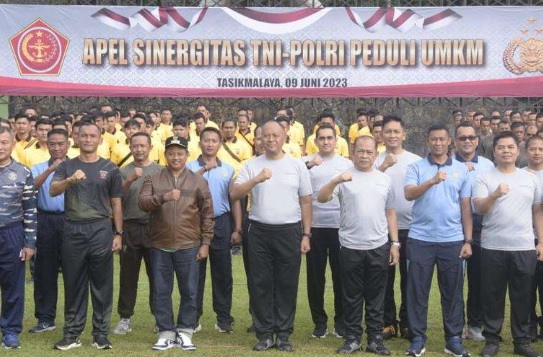 Uu Ruzhanul Ulum Nilai Piala Bulutangkis Kapolda Jabar IV 2023 Sebagai Sinergi TNI/Polri