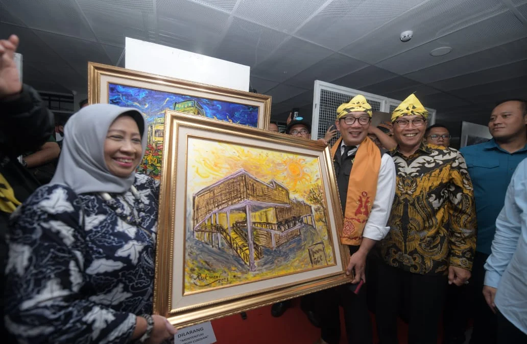 Gubernur Jawa Barat saat meresmikan Gedung Creative Center Kota Tasikmalaya, Selasa (21/2/2023). Gedung ini merupakan gedung kedelapan yang dibangun dan diresmikan Ridwan Kamil. -ist-