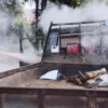 Mobil Pengangkut Pasir Nyaris Terbakar di Depan Kantor Bupati Garut