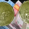 Warga Lampung Selatan jual koin kuno 100 rupiah gambar karapan sapi