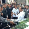 Keliling Pasar Cihapit! Presiden Jokowi Mampir ke Warung Nasi Bu Eha
