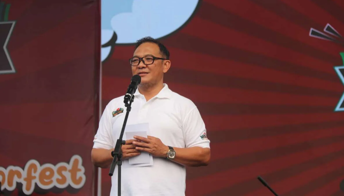 Plt Bupati Bogor bersama Gubernur Jawa Barat Ajak Masyarakat Gembira di Dalam Bogor Fest 2023