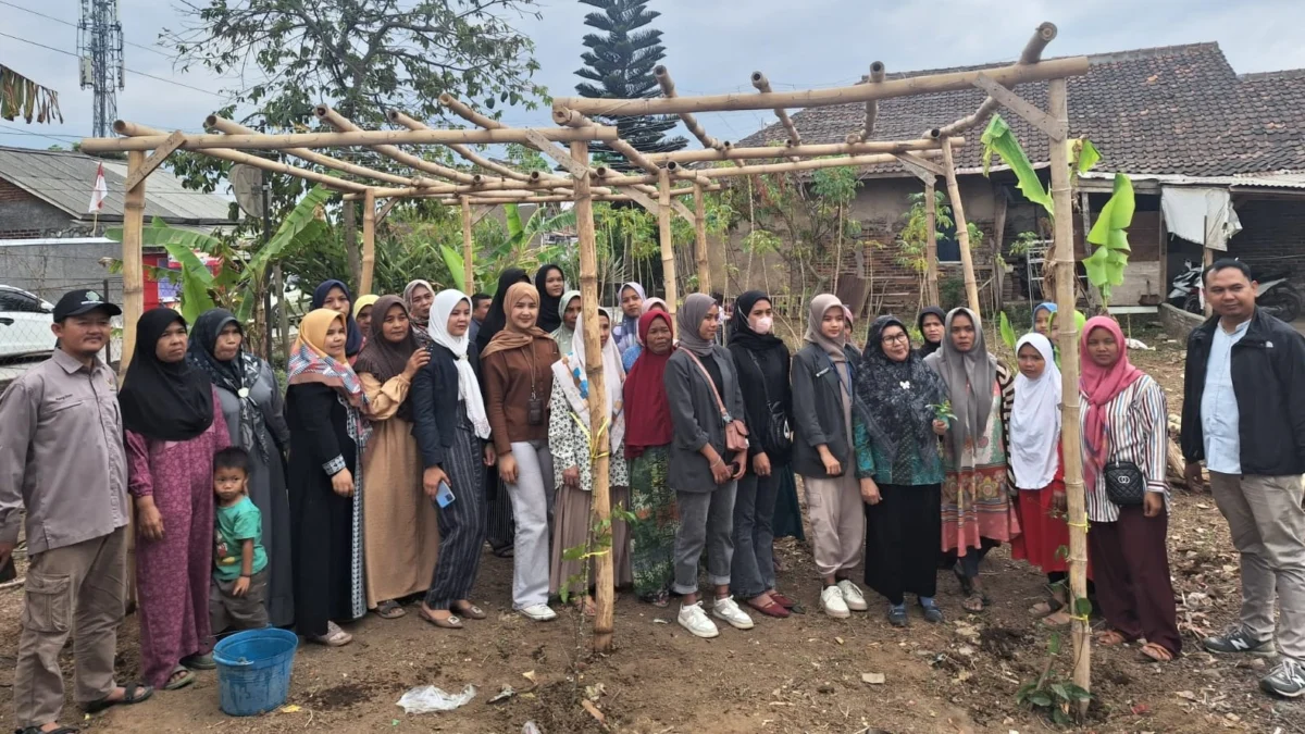 PNM Garut Gelar Klasterisasi Budidaya Markisa, Dorong Kemajuan Usaha di Kecamatan Karangpawitan