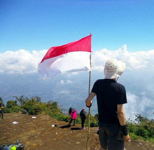 5 Gunung di Jawa Barat Yang Sangat Populer Dan Menjadi Primadona Para Pendaki