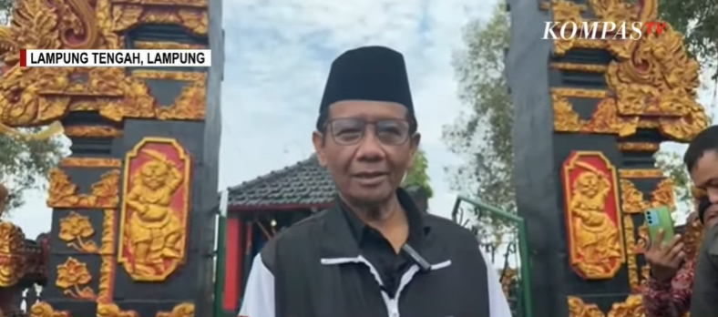 Secara Resmi Mahfud MD Mengundurkan dirinya Dari Kabinet Indonesia Maju