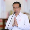 Begini Alasan Jokowi Bagi-bagi Bansos Jelang Pemilu 2024