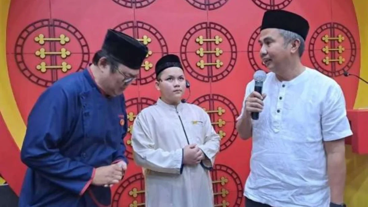 Kejutan Ramadhan 2024, Penjabat Gubernur Jawa Barat Terawih di Mesjid Lautze 2 Bandung (Penprov Jabar)