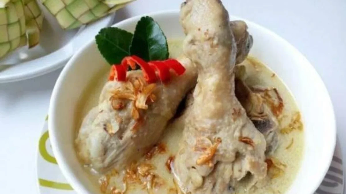 Hidangan yang Wajib Ada saat Lebaran, Simak Resep Opor Ayam Beserta Cara Memasaknya