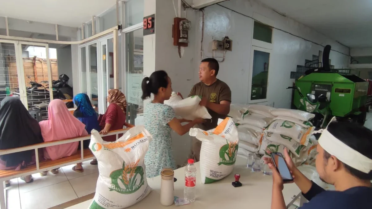 penyaluran bantuan cadangan pangan beras tahap 1