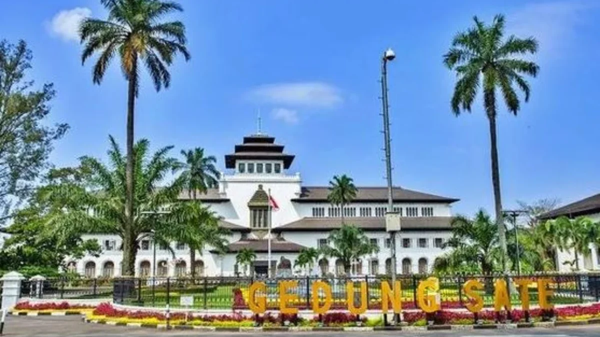 Ternyata Kota Bandung Menyimpan Sejarah dan Tempat Wisata yang Luar Biasa