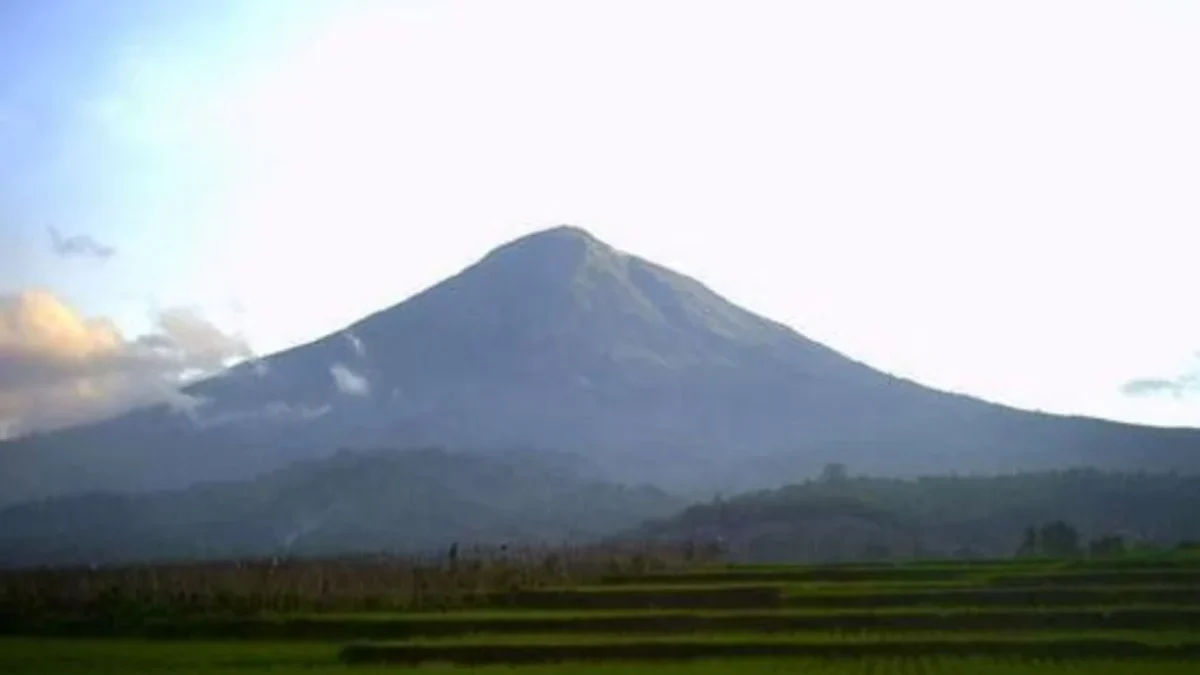 Inilah 10 Fakta Menarik Tentang Gunung Cikuray Garut