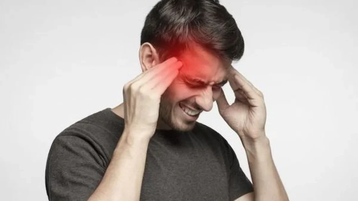 Sering Terjadi Sakit Migren Mendadak? Begini Penyebabnya