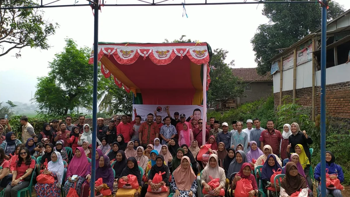 Yudha Puja Turnawan, Anggota DPRD Garut memperingati Hari Lahir Pancasila di Desa Cangkuang, Kecamatan Leles (